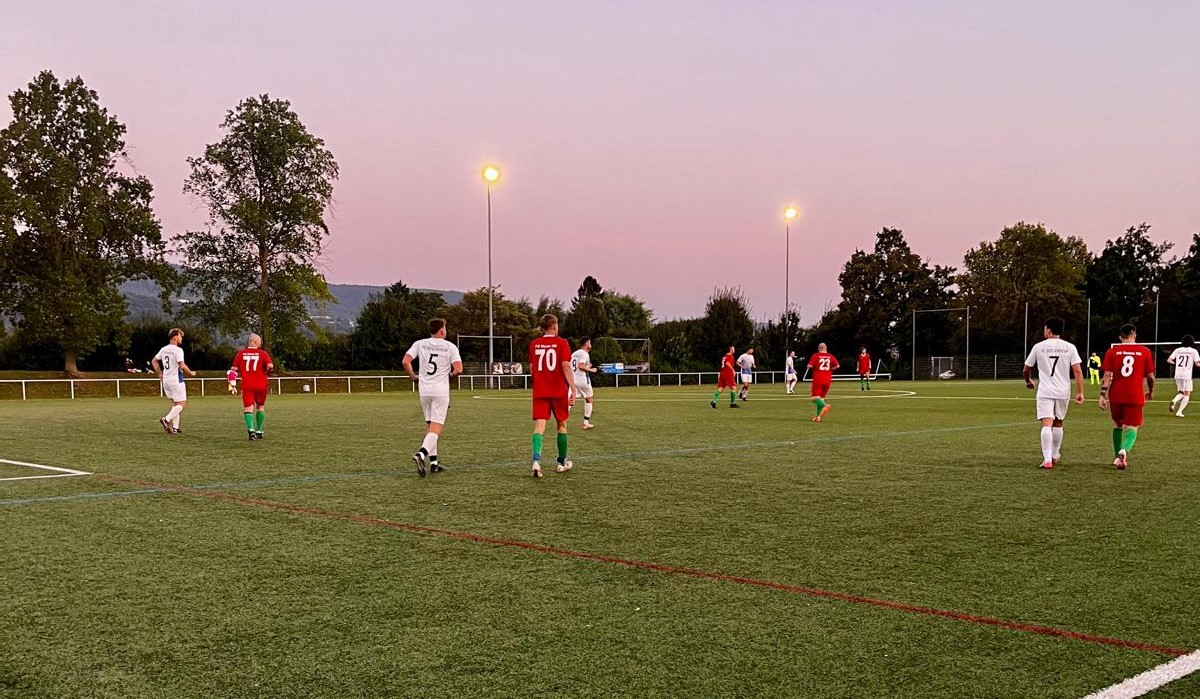 Heidelberg Fussball Fußball FG Union Rücken der Spieler