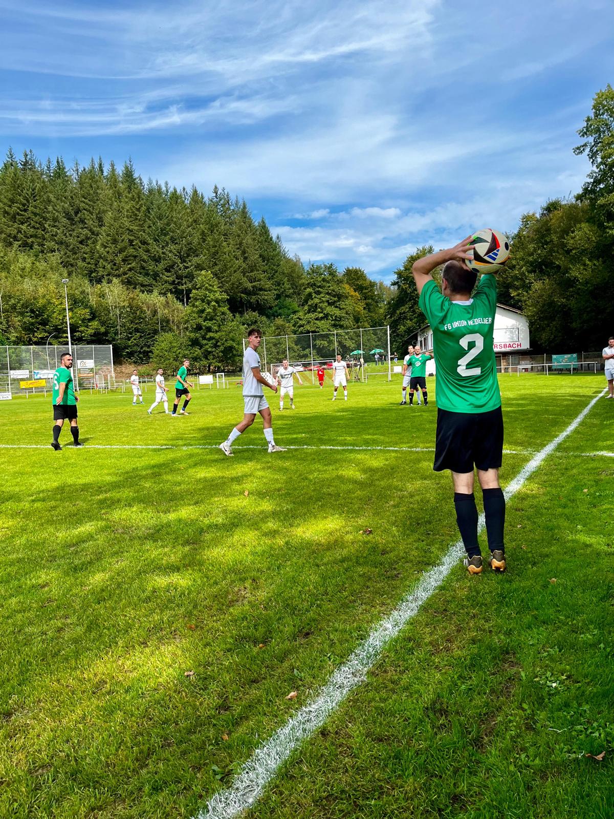 Heidelberg Fussball Fußball FG Union Einwurf